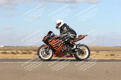 media/Nov-03-2024-TrackDaz (Sun) [[44580f4982]]/B Group/1220pm (Wheelie Bump)/